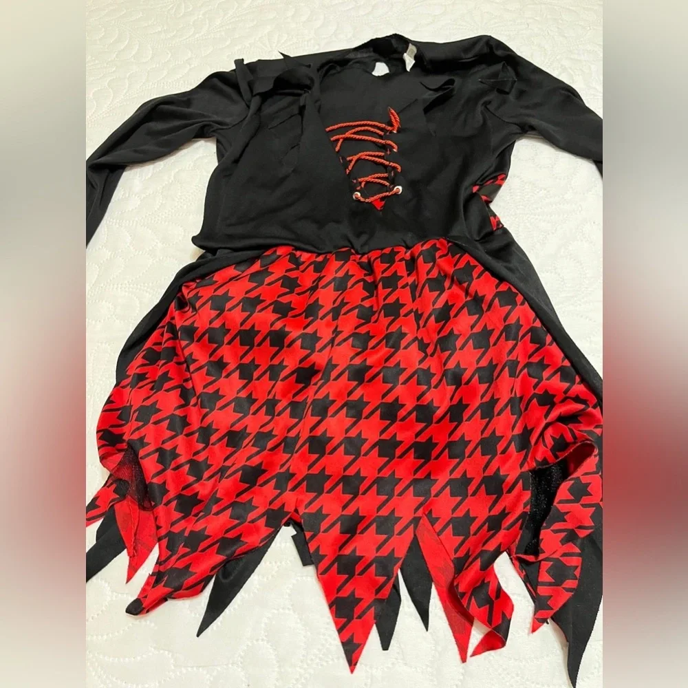 Black and Red Long Sleeve Dress